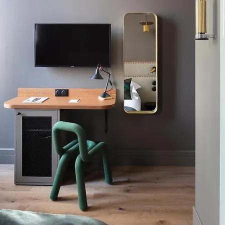 De L'abbaye - Boutique فندق ليون